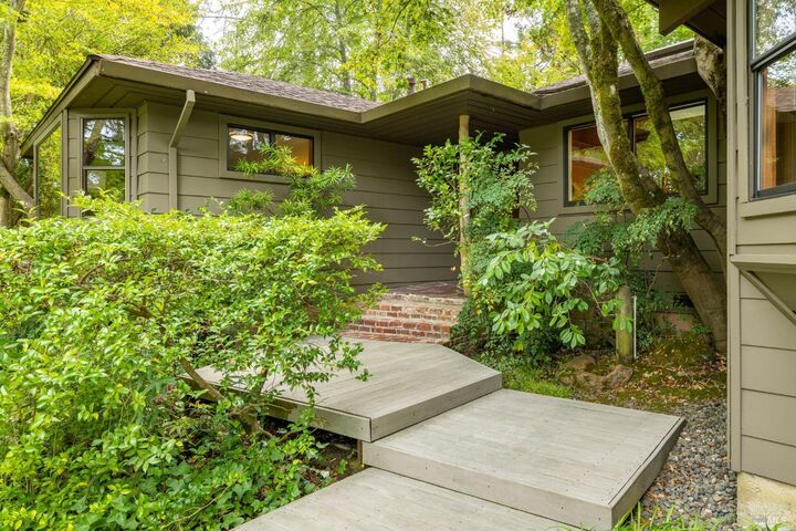 Property Photo:  5760 Cuneo Court  CA 95401 