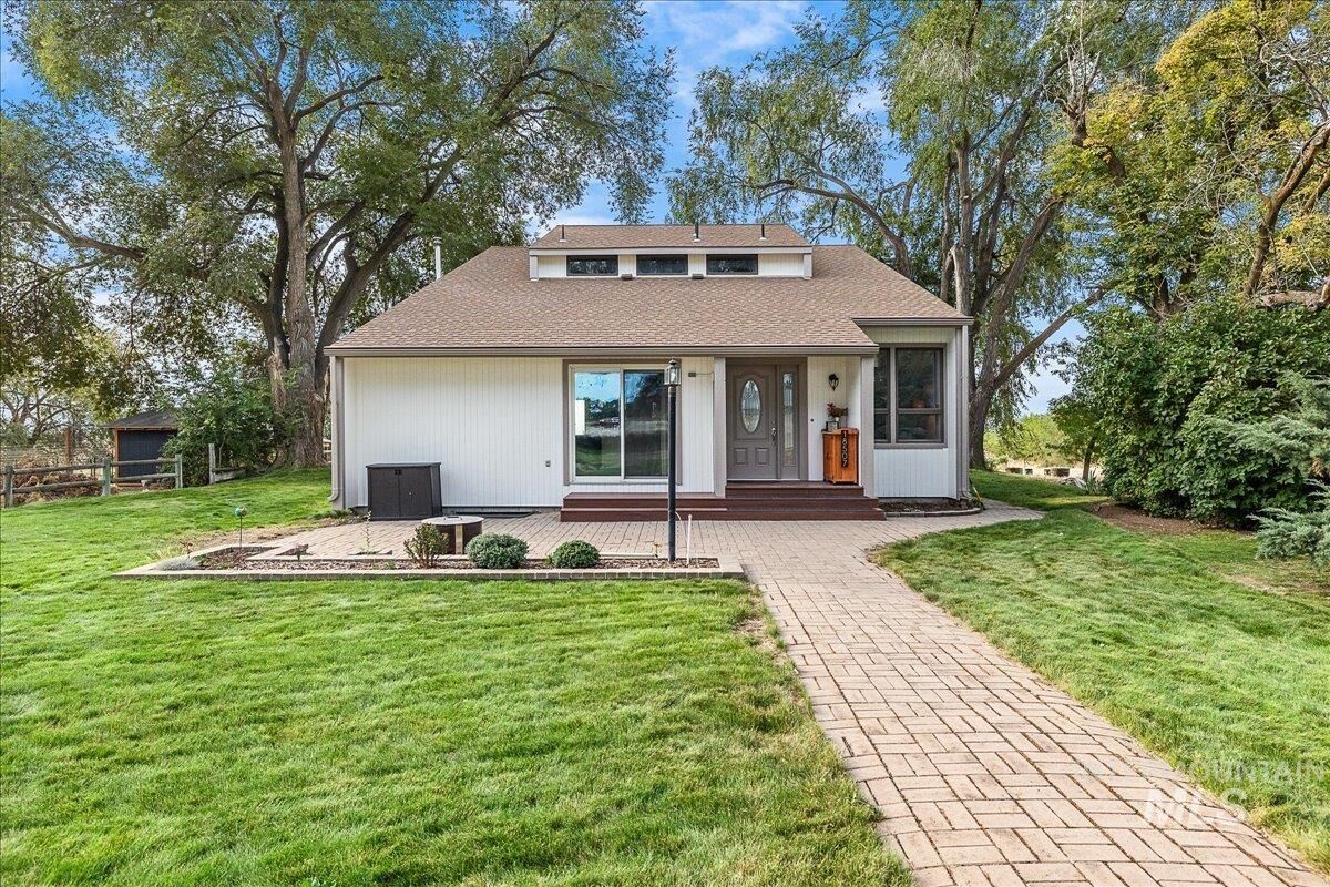 Property Photo: 18507 Goodson Road ID 83607