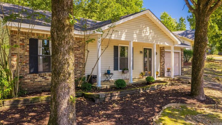 Property Photo: 124 Point West Circle AR 72211
