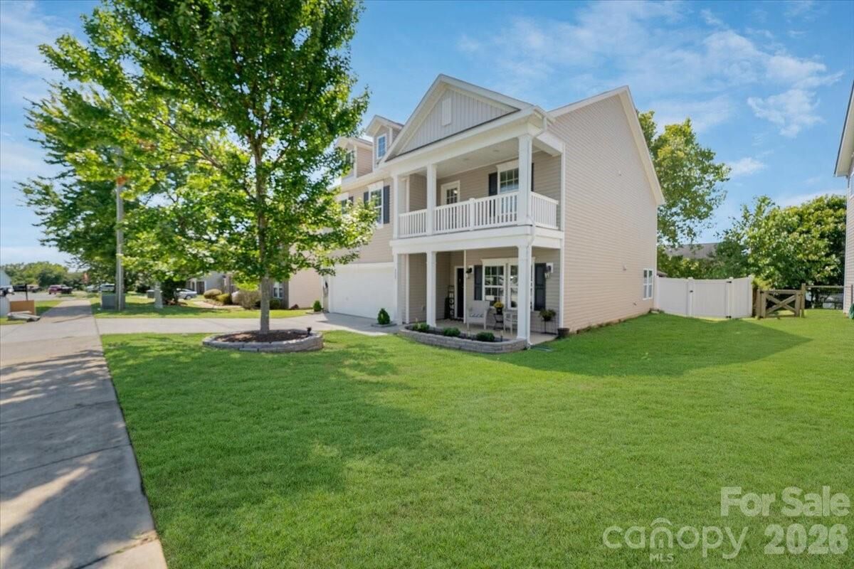 Property Photo: 4007 Clover Road NW NC 28027