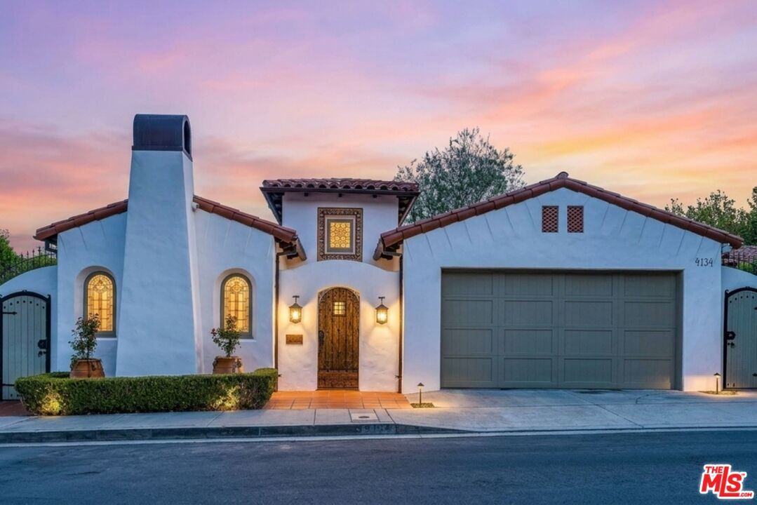 Property Photo: 4134 Murietta Ave CA 91423