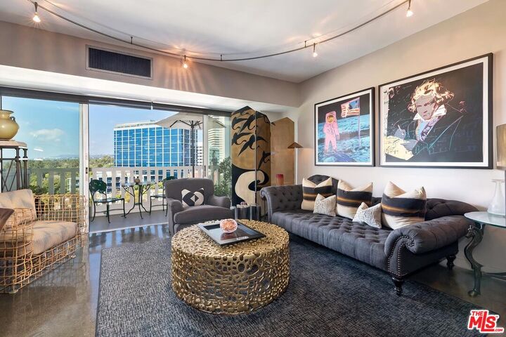 Property Photo: 999 N Doheny Dr, Unit 1012 CA 90069