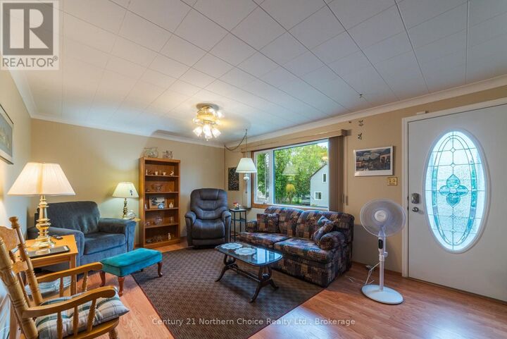 Property Photo: 811 Fourth Street North ON P9N 2N6