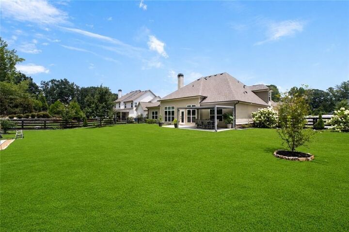Property Photo: 6130 Bentley Commons Drive GA 30040
