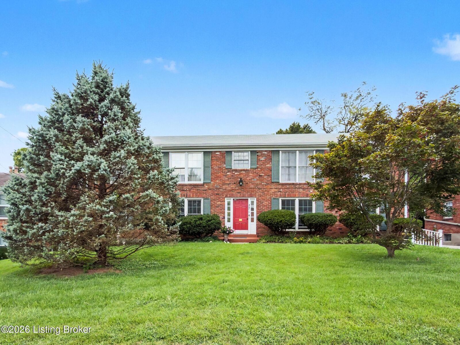 Property Photo:  2714 Riedling Dr Apt 4  KY 40206 