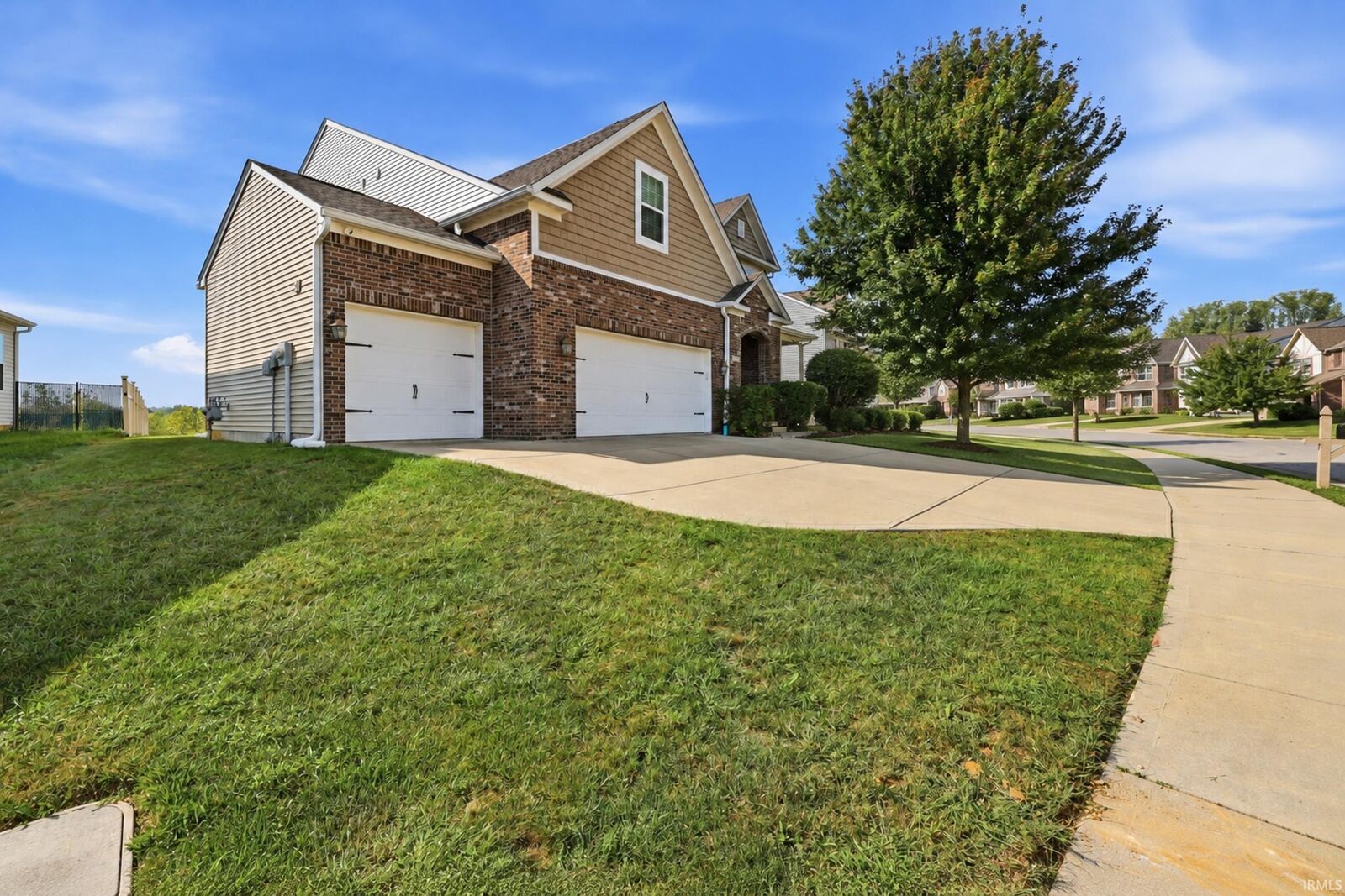 Property Photo:  5391 W Stonewood Drive  IN 47403 