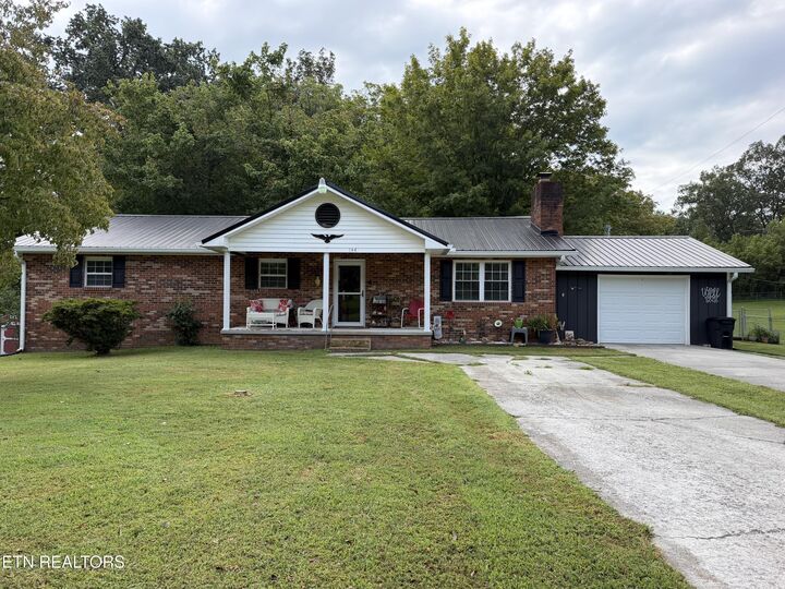 Property Photo:  744 Cross Valley Rd  TN 37766 