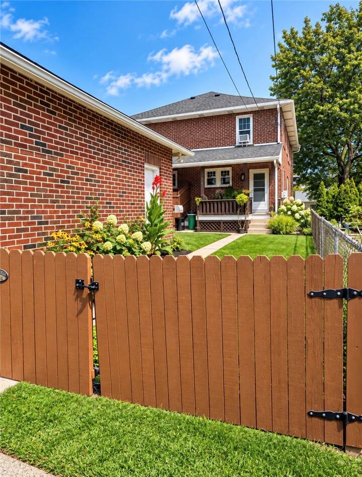 Property Photo: 934 Saint Elmo Street PA 18104