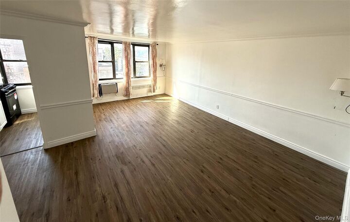Property Photo: 143 Bruce Avenue 3G NY 10705