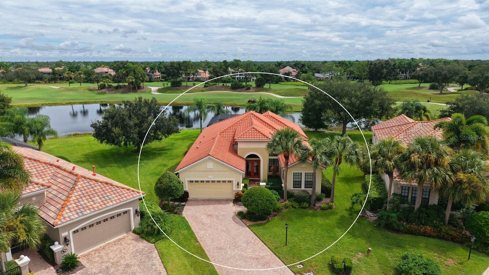 Property Photo: 12717 Stone Ridge Place FL 34202