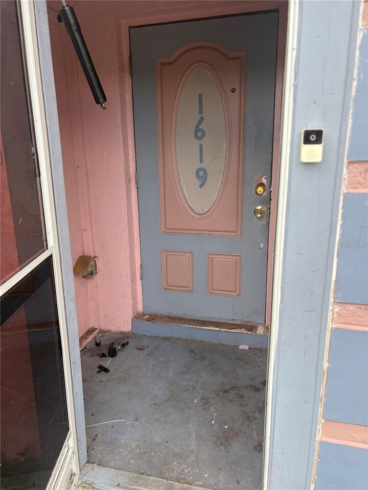 Property Photo:  1619 Tangelo Street  FL 33859 