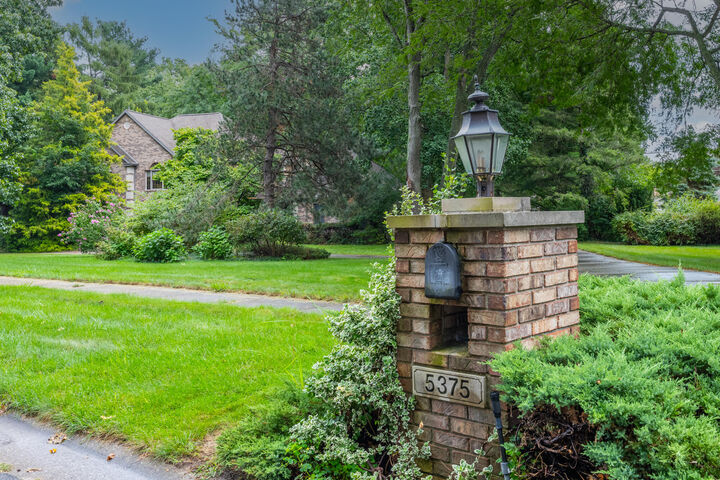 Property Photo:  5375 N Alpine Ridge  MI 49127 