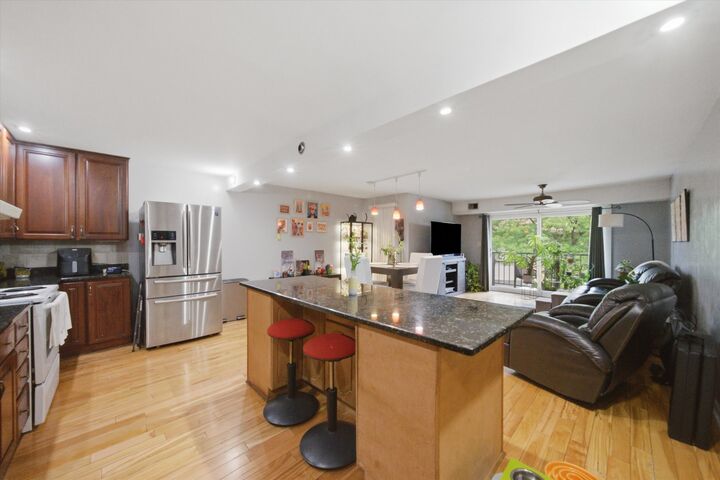 Property Photo:  801 Oakton Street 204  IL 60007 