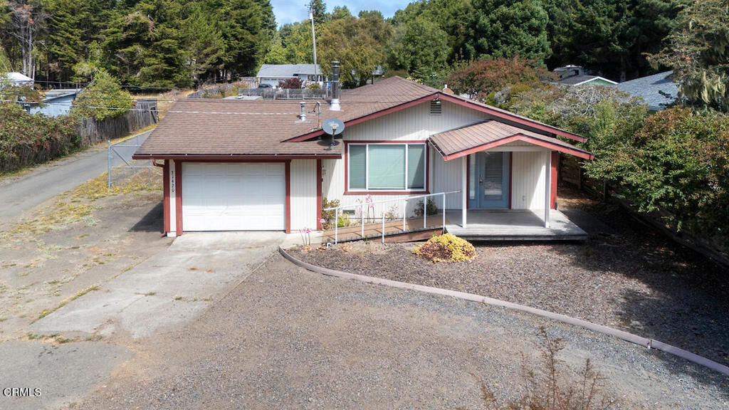 Property Photo:  31420 Fort Bragg Sherwood  CA 95437 