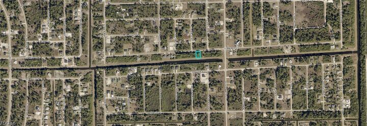Property Photo: 1148 Cumming Street E FL 33974