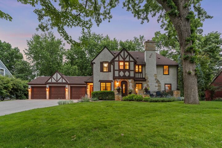 Property Photo: 249 Hawthorne Road MN 55343