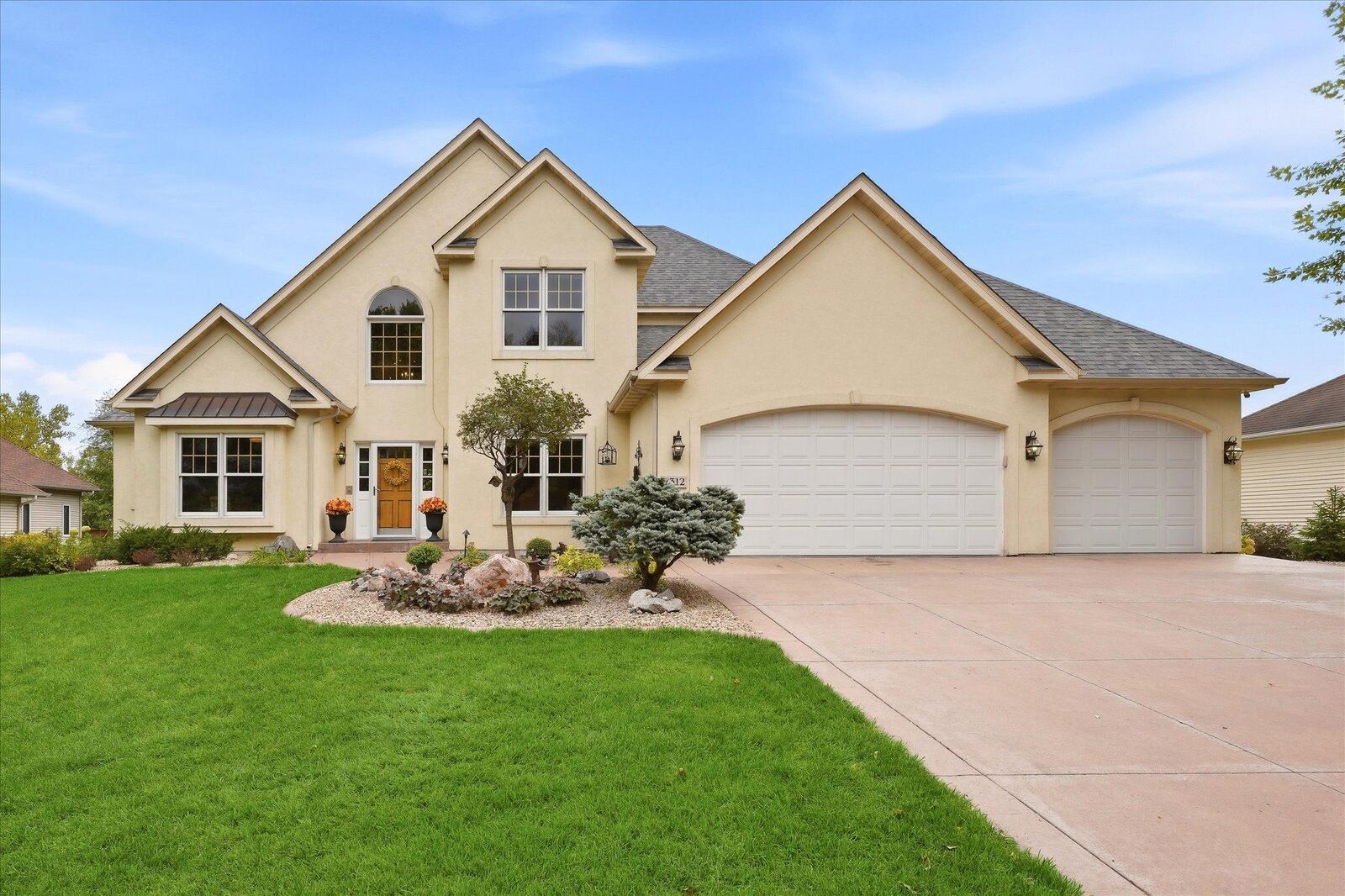Property Photo: 2312 Lancaster Avenue NE MN 55376