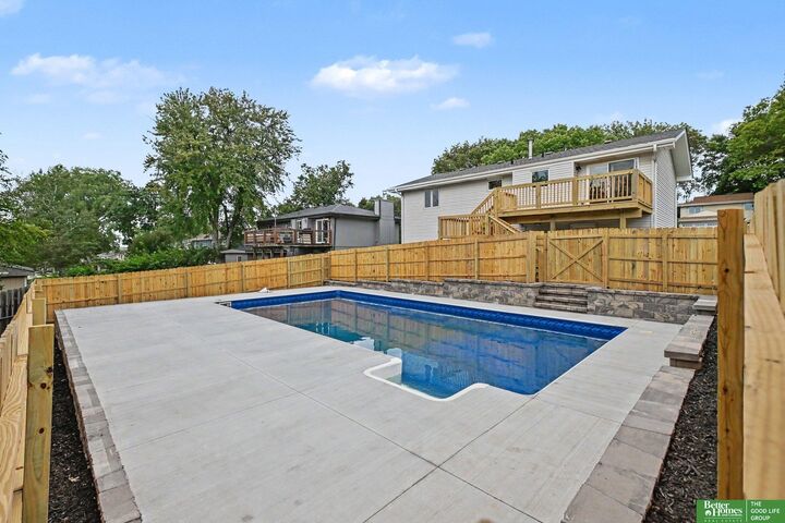 Property Photo:  10529 Nicholas Street  NE 68114 