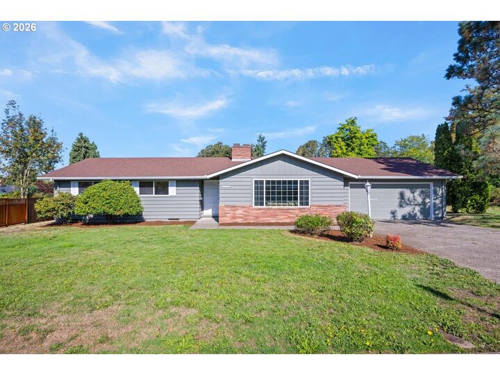 Property Photo: 15833 SE Naef Ct OR 97267