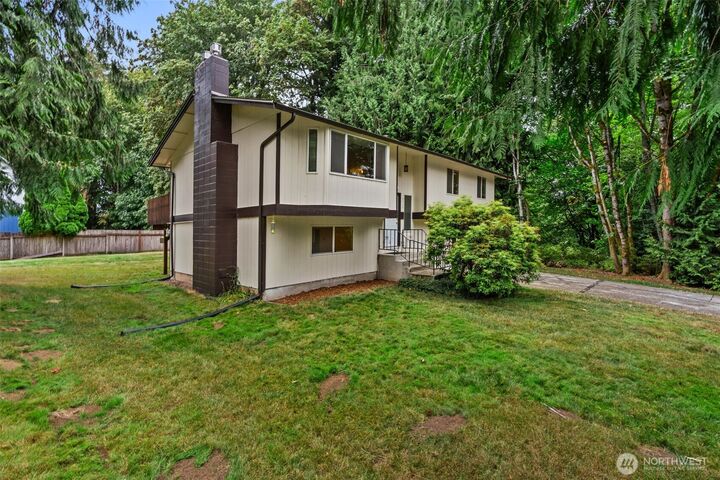 Property Photo: 4939 Normandy Drive SE WA 98501