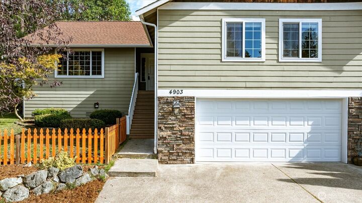 Property Photo:  4903  Reindeer Road  WA 98249 