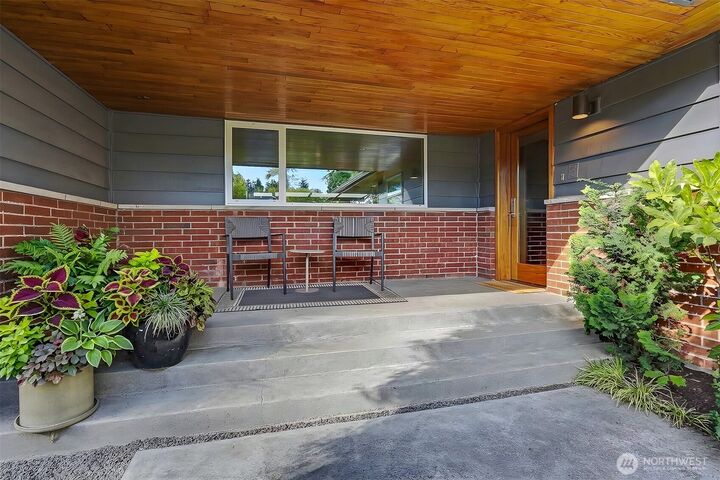 Property Photo:  4108 NE 96th Street  WA 98115 