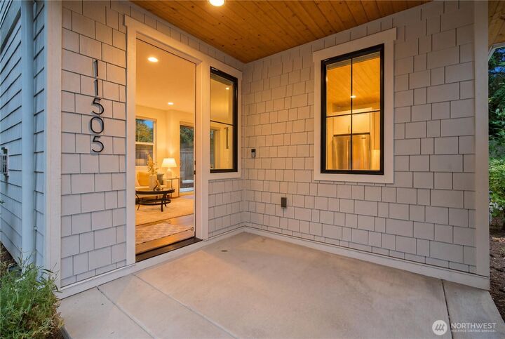 Property Photo:  11505  112th Court NE  WA 98033 