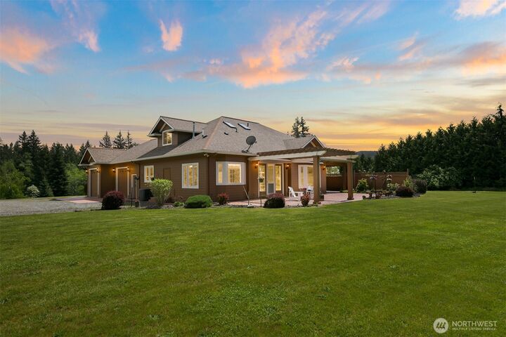 Property Photo:  1603  Kelly Road  WA 98226 