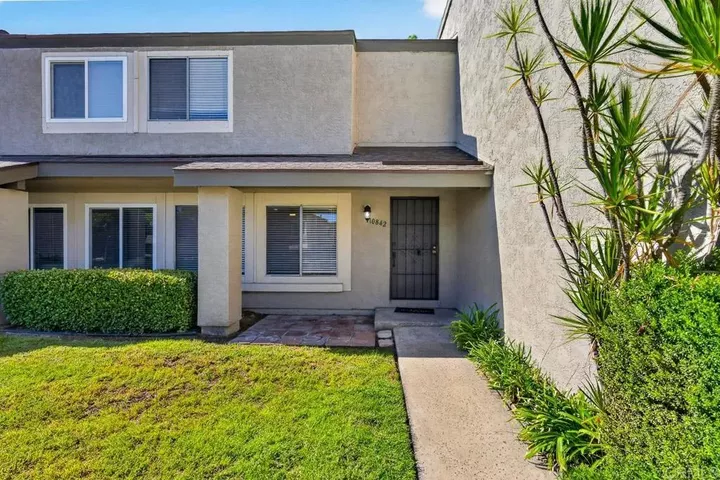 Property Photo: 10842 Macouba Place CA 92124