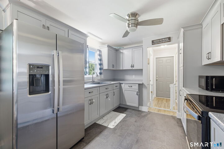 Property Photo:  297 Lake Street  CT 06066 