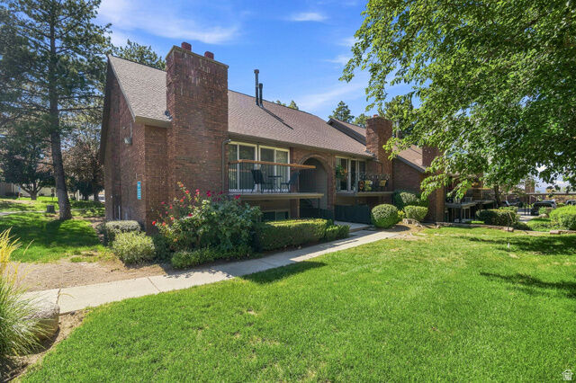 Property Photo: 1241 E Cottonwood Hills Dr UT 84094