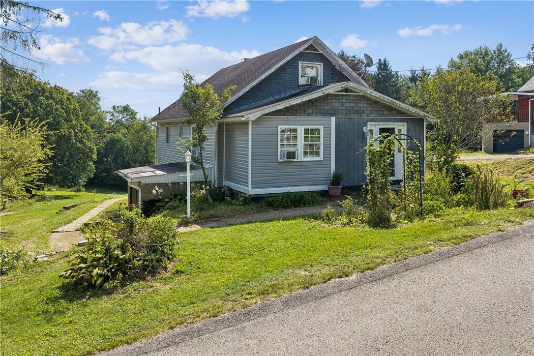 Property Photo: 1235 Blaine Rd PA 15061