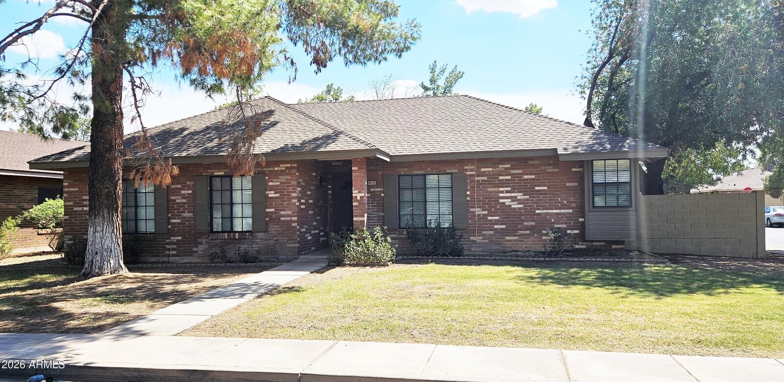 Property Photo:  815 E Lexington Avenue  AZ 85234 