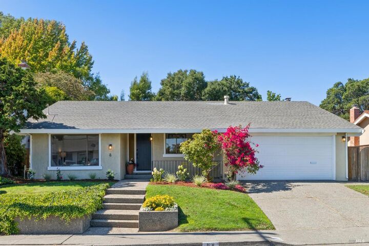 Property Photo: 8 W Castlewood Drive CA 94901