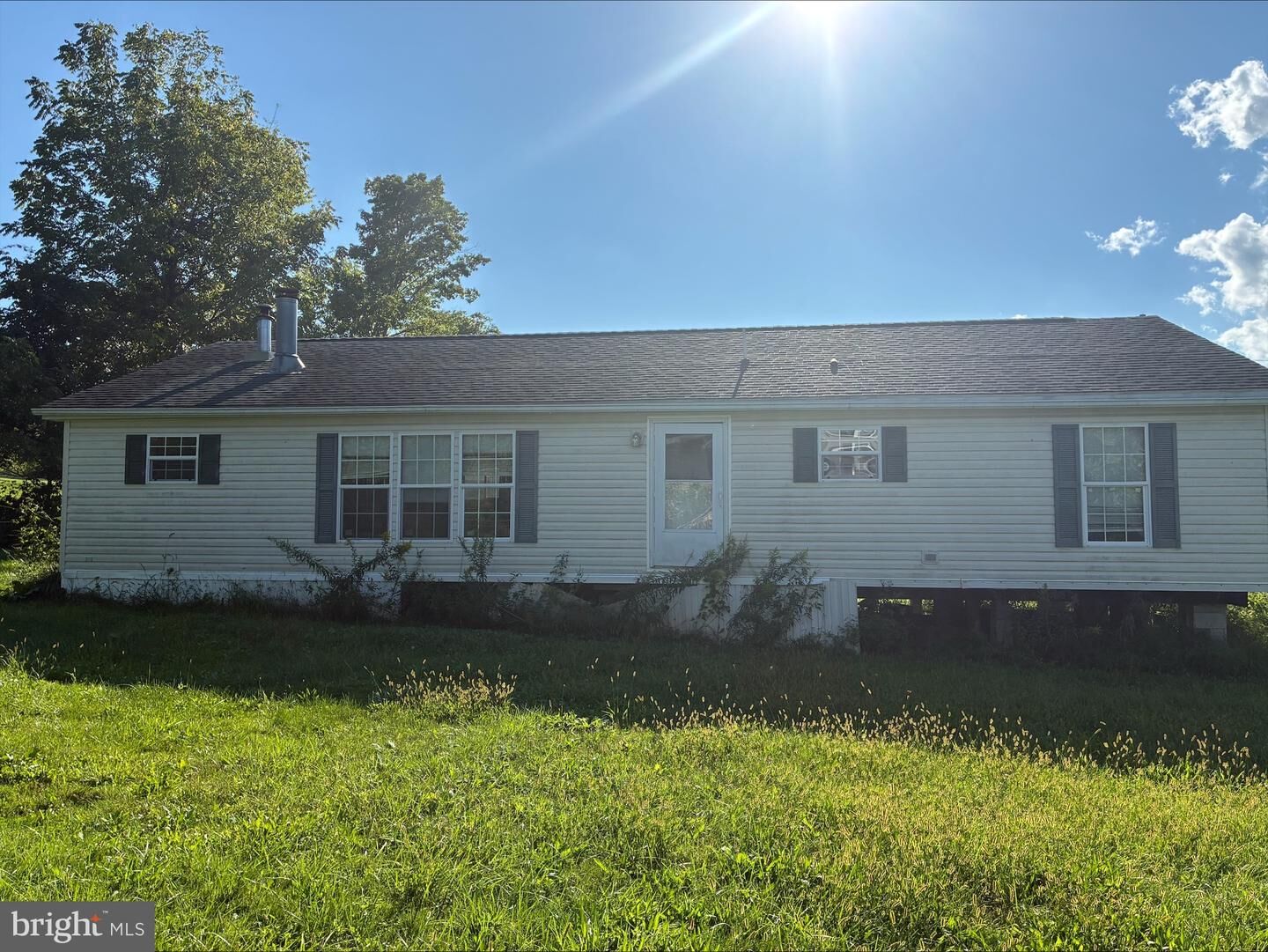 Property Photo:  18 Maple Avenue  PA 17029 