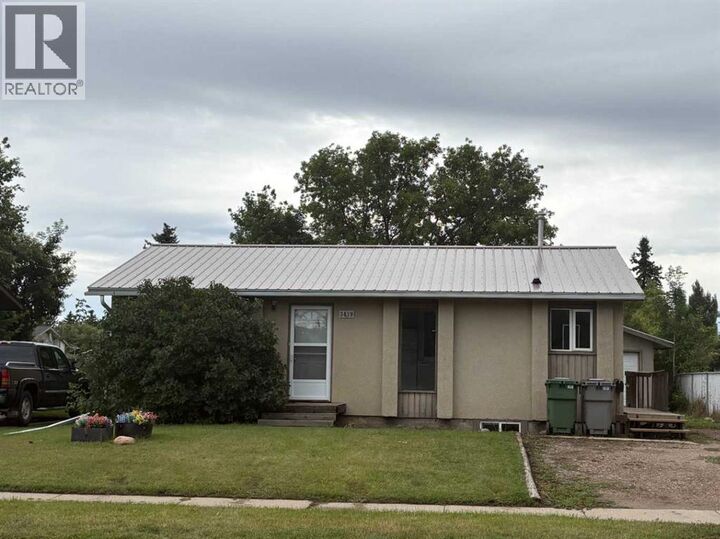 Property Photo:  3419 49 Avenue  SK S9V 2A2 
