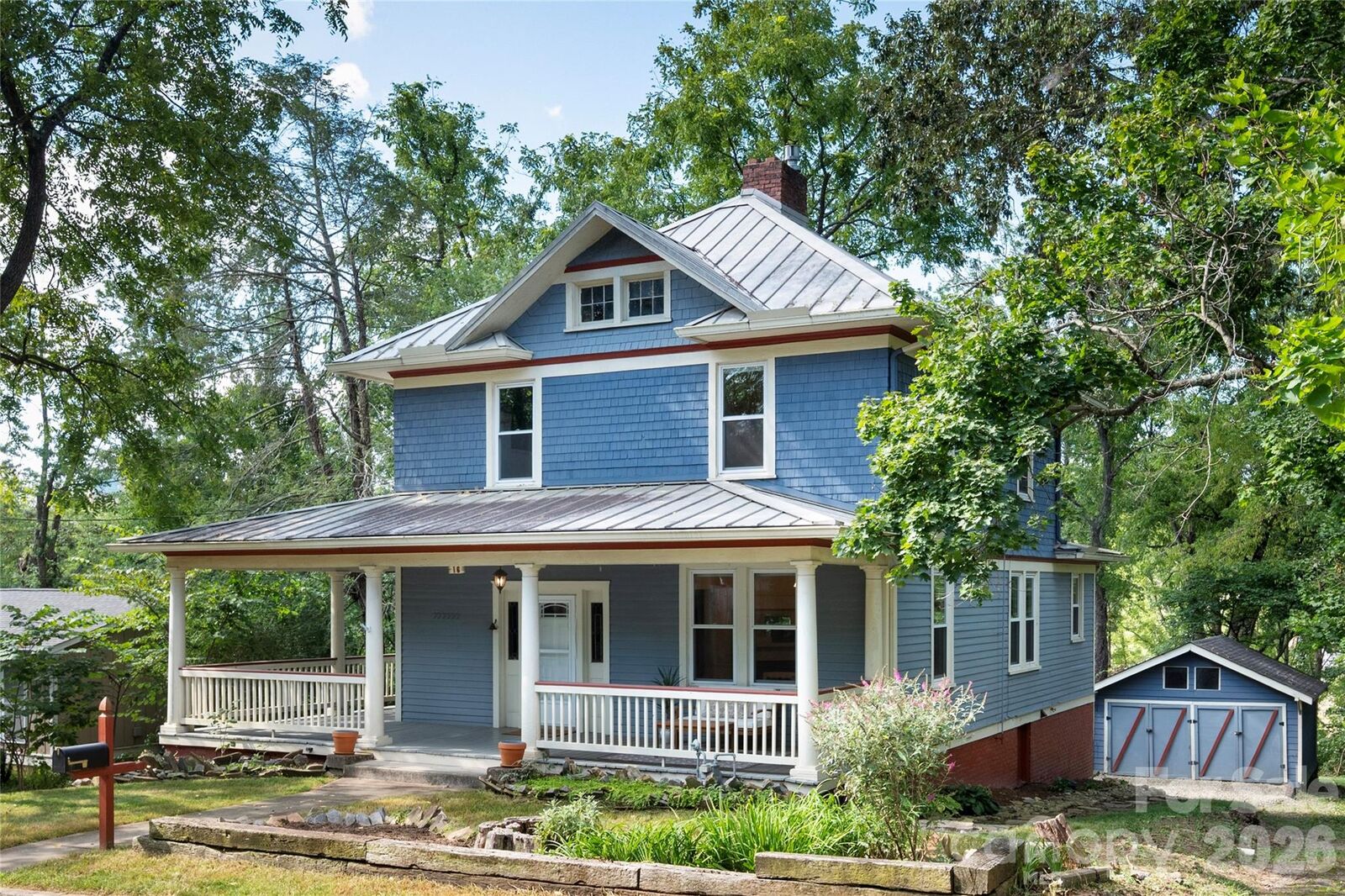 Property Photo:  16 West Street  NC 28801 