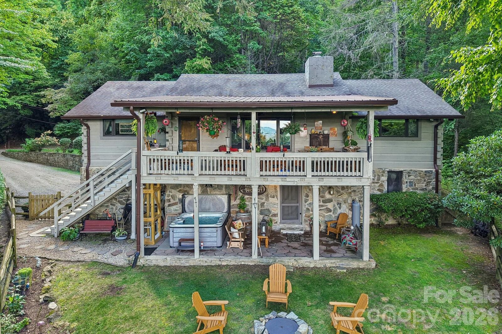 Property Photo: 782 Setzer Cove Road NC 28751