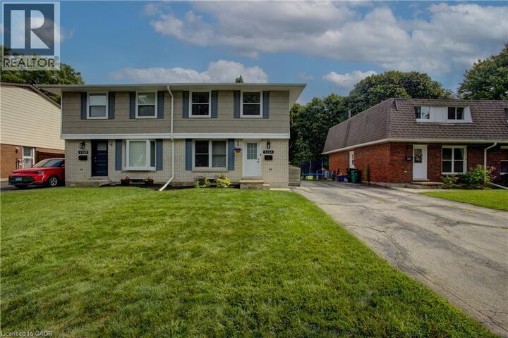 Property Photo: 426 Dunvegan Drive ON N2K 2C7