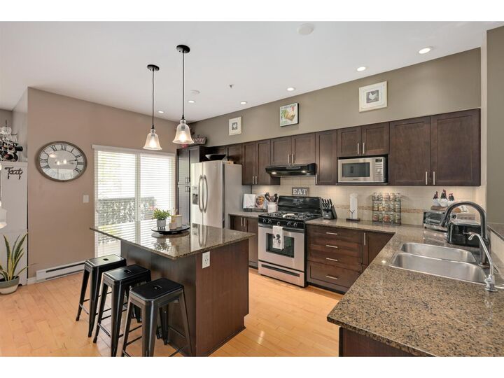 Property Photo: 21535 88 Avenue 37 BC V1M 4E5