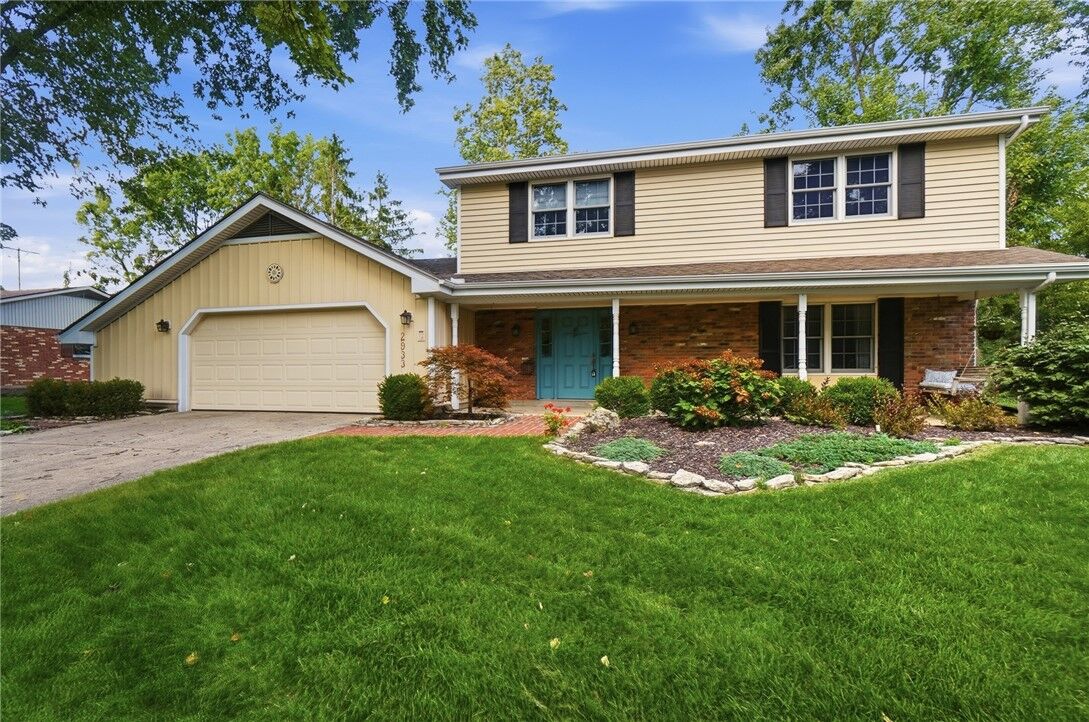 Property Photo:  2933 Meadow Park Drive  OH 45440 