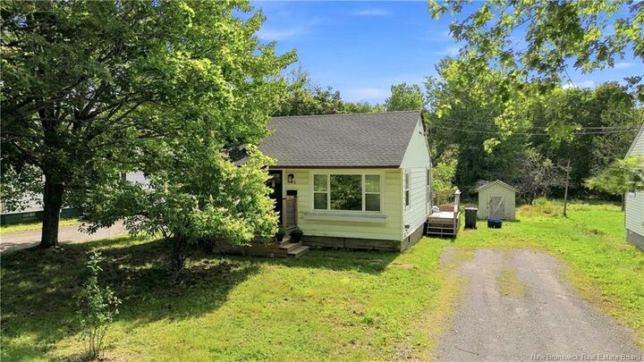 Property Photo:  400 Gibson Street  NB E3A 4E6 