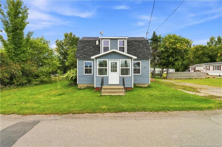 Property Photo:  43 Hillcrest Avenue  NB E7P 1M7 