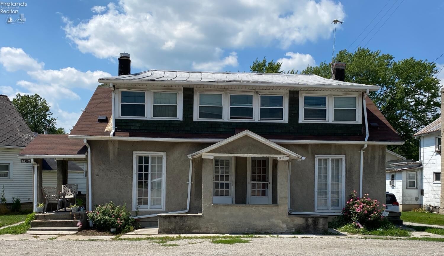 Property Photo:  129 State Street A &Amp B  OH 44815 