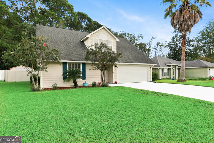 Property Photo:  102 Windemere Drive  GA 31548 