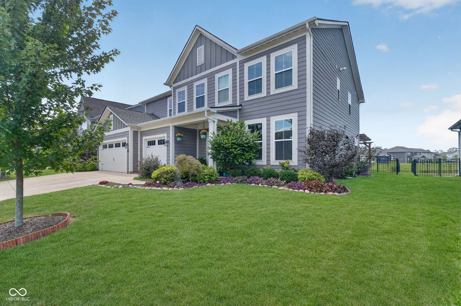 Property Photo: 540 Ferndale Lane IN 46122