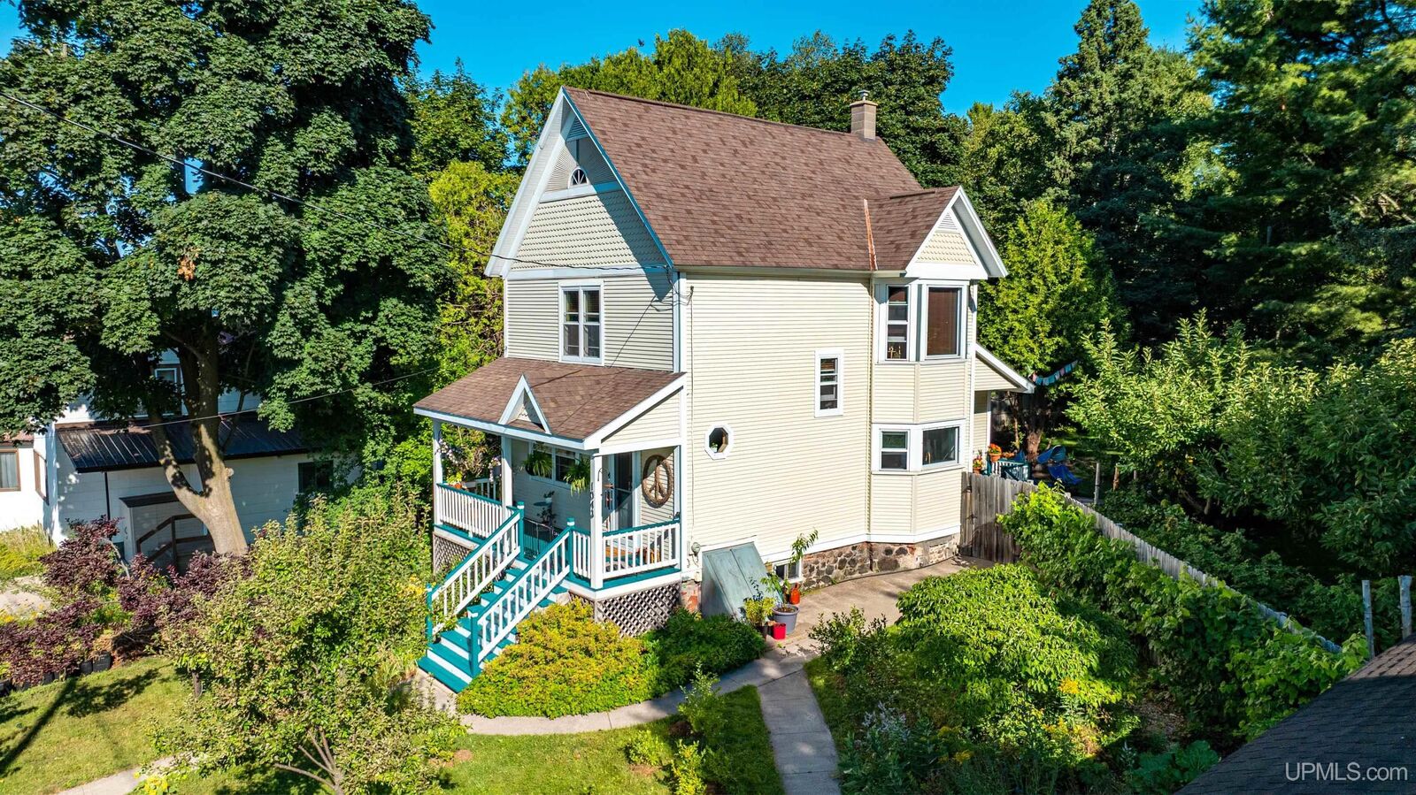 Property Photo:  1043 Ingot Street  MI 49930 