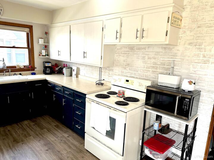 Property Photo:  307 Tobin Street  MI 49866 