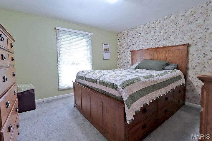 Property Photo:  321 Hillview Street  MO 63703 