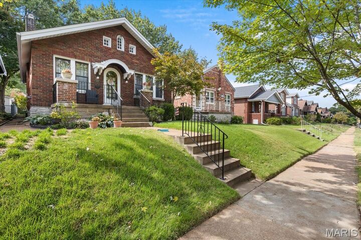 Property Photo:  5422 Finkman Street  MO 63109 